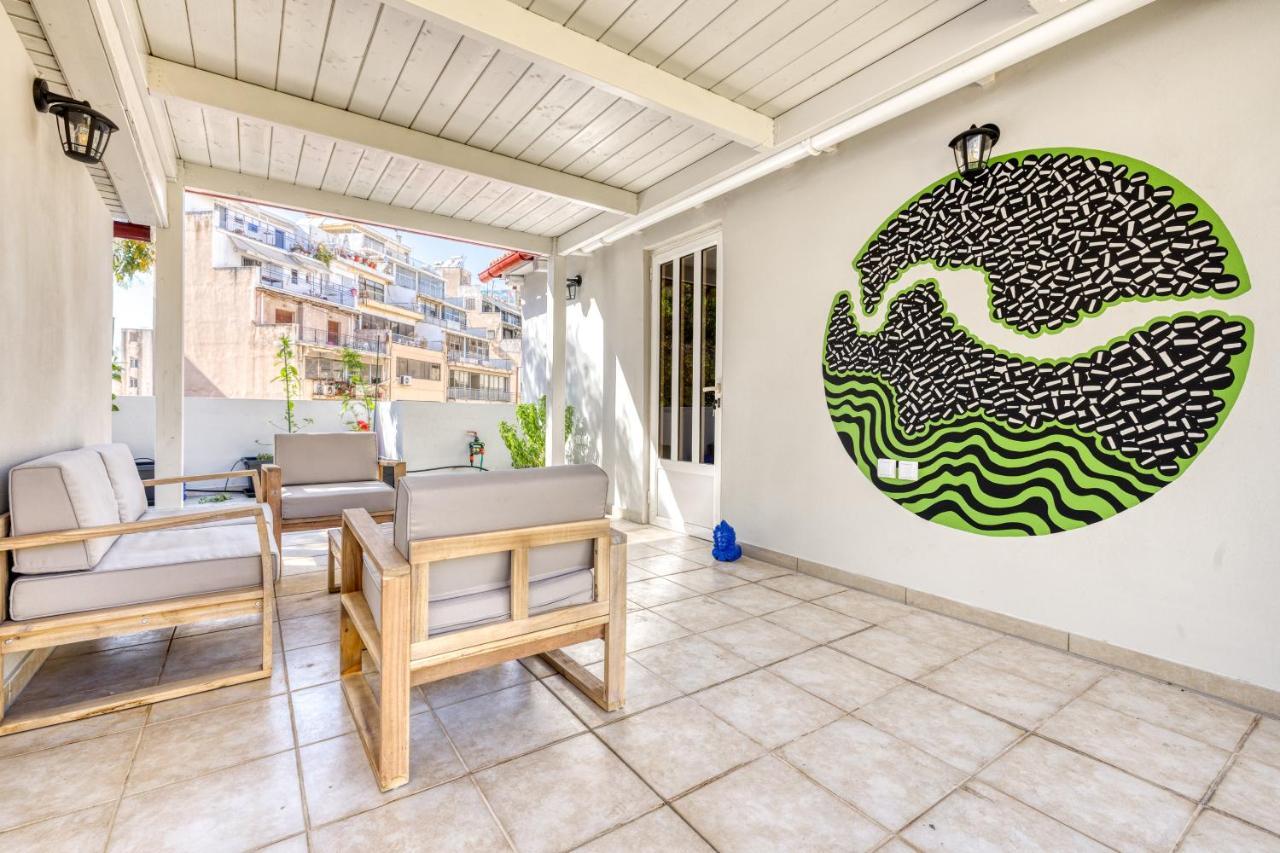 Chic Rooftop Studio W/ Terrace - Near Acropolis أثينا المظهر الخارجي الصورة